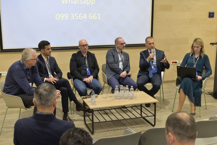 Wrist-a-la-Carte-2024.-188